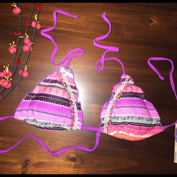 Striped Ruffle String Swim Top - Picture 2 of 8